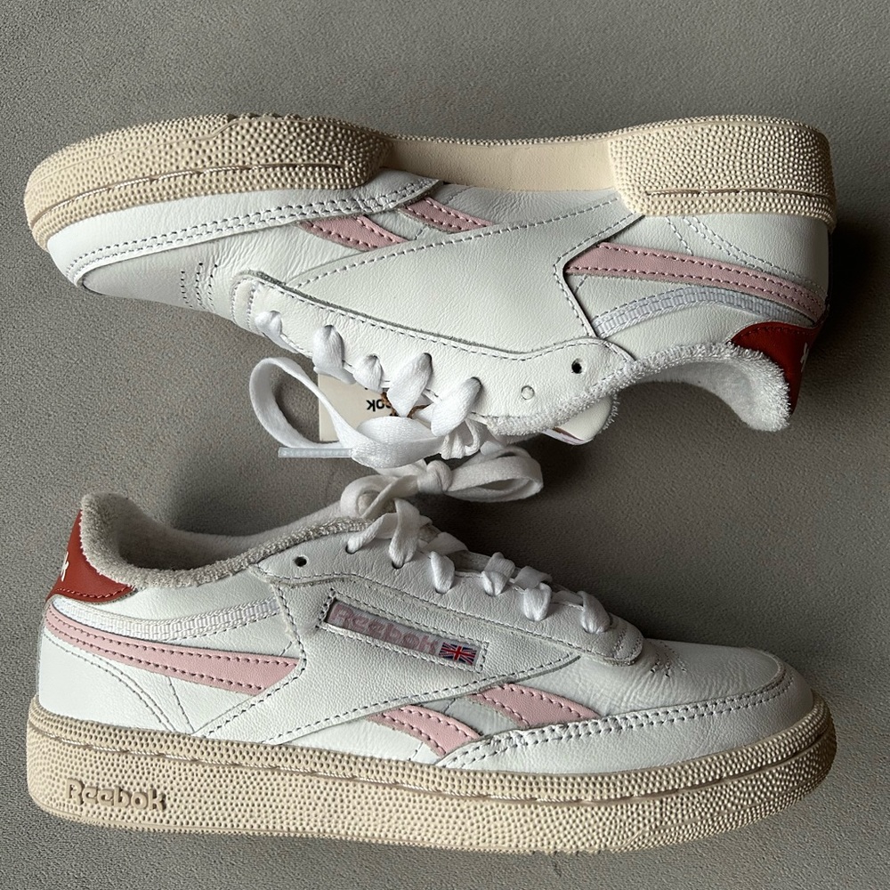 Reebok ~ Club C Revenge ~ Women’s Size 5